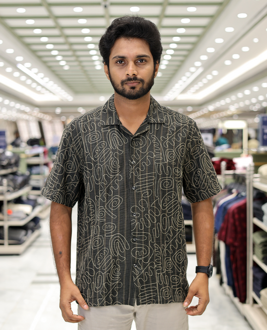 Green Cotton-Blended Casual Shirt, Delicately Woven with Geometric Thread Outline Embroidery, a Half-Sleeve, a Cuban Collar, a Boxy Fit, and Regular Length