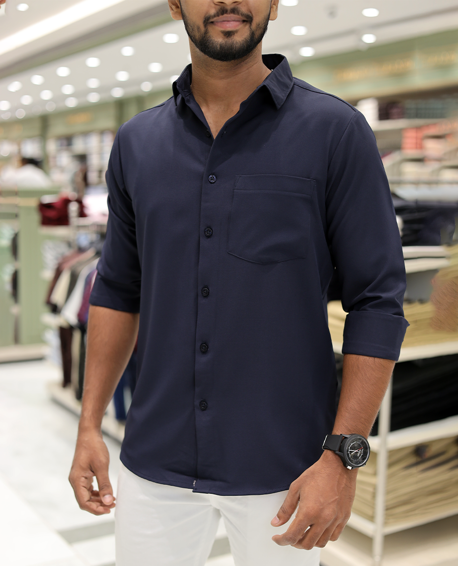 Navy Plain Cotton-Blended Casual Shirt, Comes with Full Sleeves, a Spread Collar, a Slim Fit, and Regular Length
