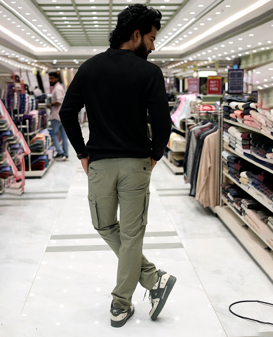 Green Plain Cotton-Blended Cargo Trousers Features a Regular Fit, Belt Loops, and Regular Length