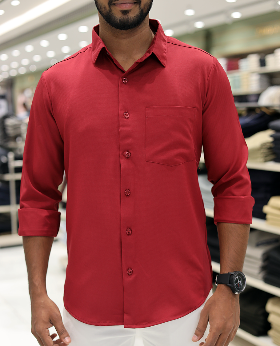 Red Plain Cotton-Blended Casual Shirt, Comes with Full Sleeves, a Spread Collar, a Slim Fit, and Regular Length