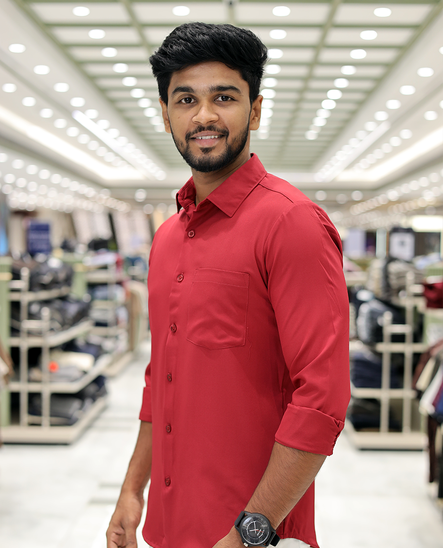 Red Plain Cotton-Blended Casual Shirt, Comes with Full Sleeves, a Spread Collar, a Slim Fit, and Regular Length