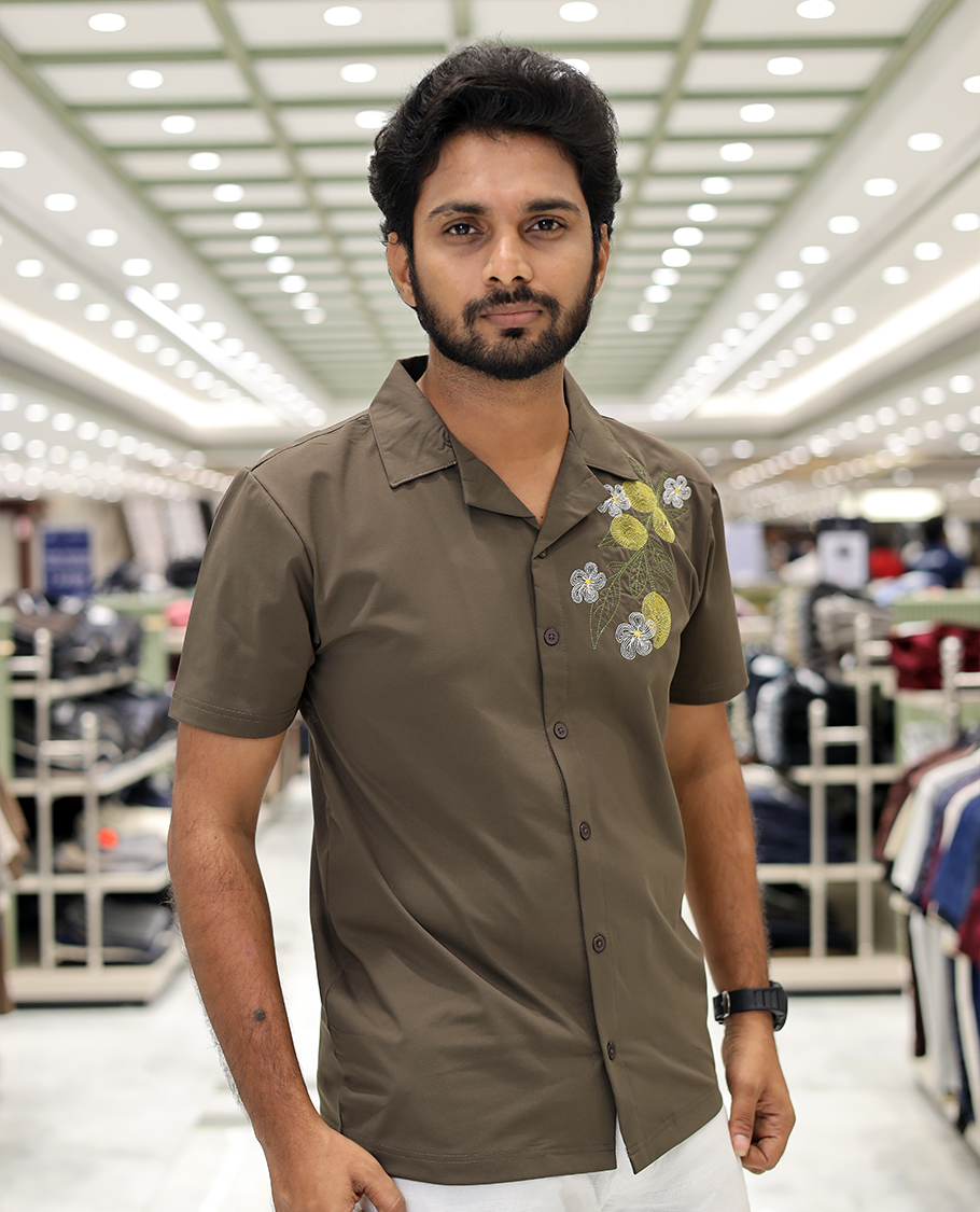 Green Cotton-Blended Casual Shirt Comes with Floral Motifs Knitted Embroidery, Cuban Collar, Half Sleeves, Boxy Fit, and Regular Length