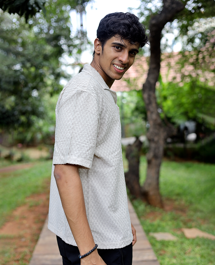 Light Grey Textured Cotton-Blended Casual Shirt Features Half Sleeves, a Regular Fit, a Spread Collar, and Regular Length