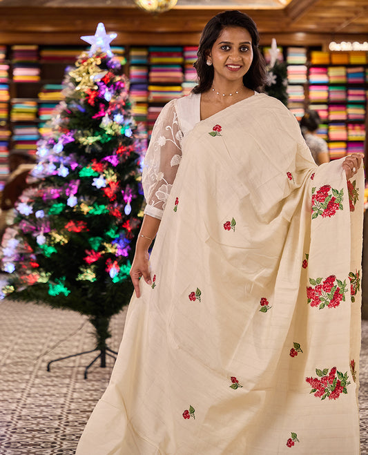 Borderless white rose flower motifs embroidered matka silk saree, red rose motifs embroidered pallu