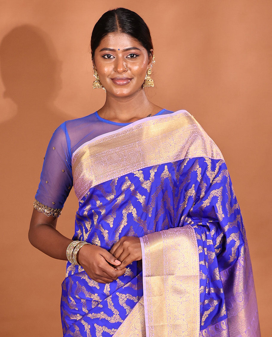 Blue Budget Silk Saree, Beautifully Bedecked with Jaal Jacquard Design on its Body, Complemented by Contrast Traditional Zari Border of Floral Creeper Design, Intricately Designed Pallu, and Paired with a Contrast Blouse