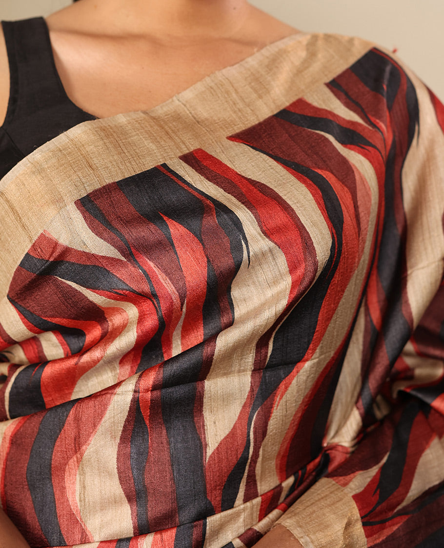 Multi-Color Tussar Silk Saree, Adorned with an Abstract Print, a Subtle Contrast Border, a Dual-Color Pallu, and a Contrast Blouse