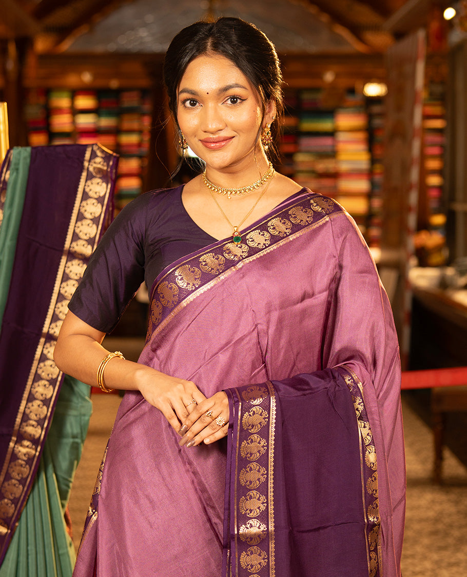 Onion Pink Plain Dola Silk Saree, Complemented by Contrast Rettai Pettu Ganda Berunda Motifs, Zari Border, Gleaming Zari Striped Pallu, and Paired with a Contrast Blouse