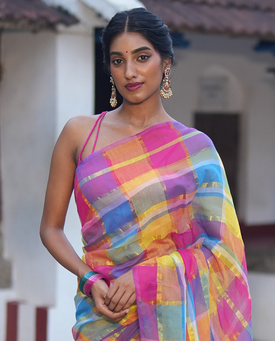 Borderless Pink Khadi Mul Cotton Saree, Enthralled with Checked Block and Zari Checks on Its Body, a Self-Pallu with Tassels, and Has No Blouse