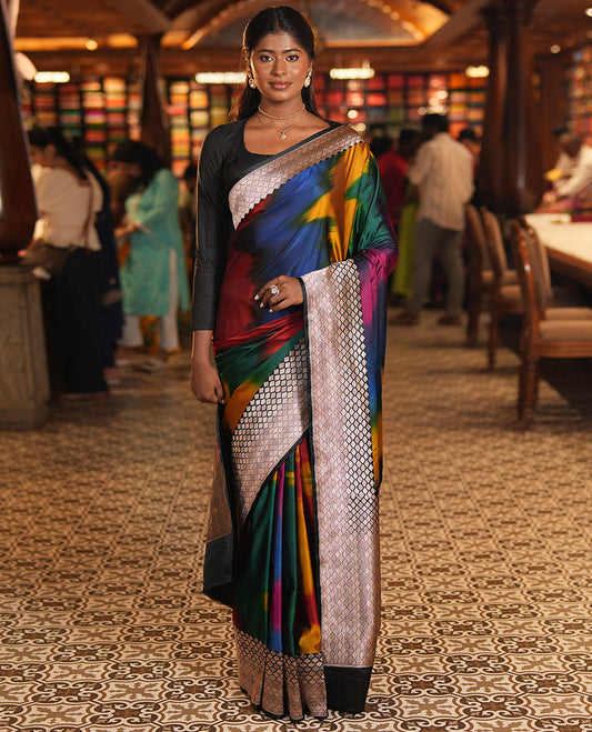 Green-Multi-Color Mushru Silk Saree with Pochampally Weave, Contrast Ogee Border, Grand Ogee Pallu, and Contrast Blouse