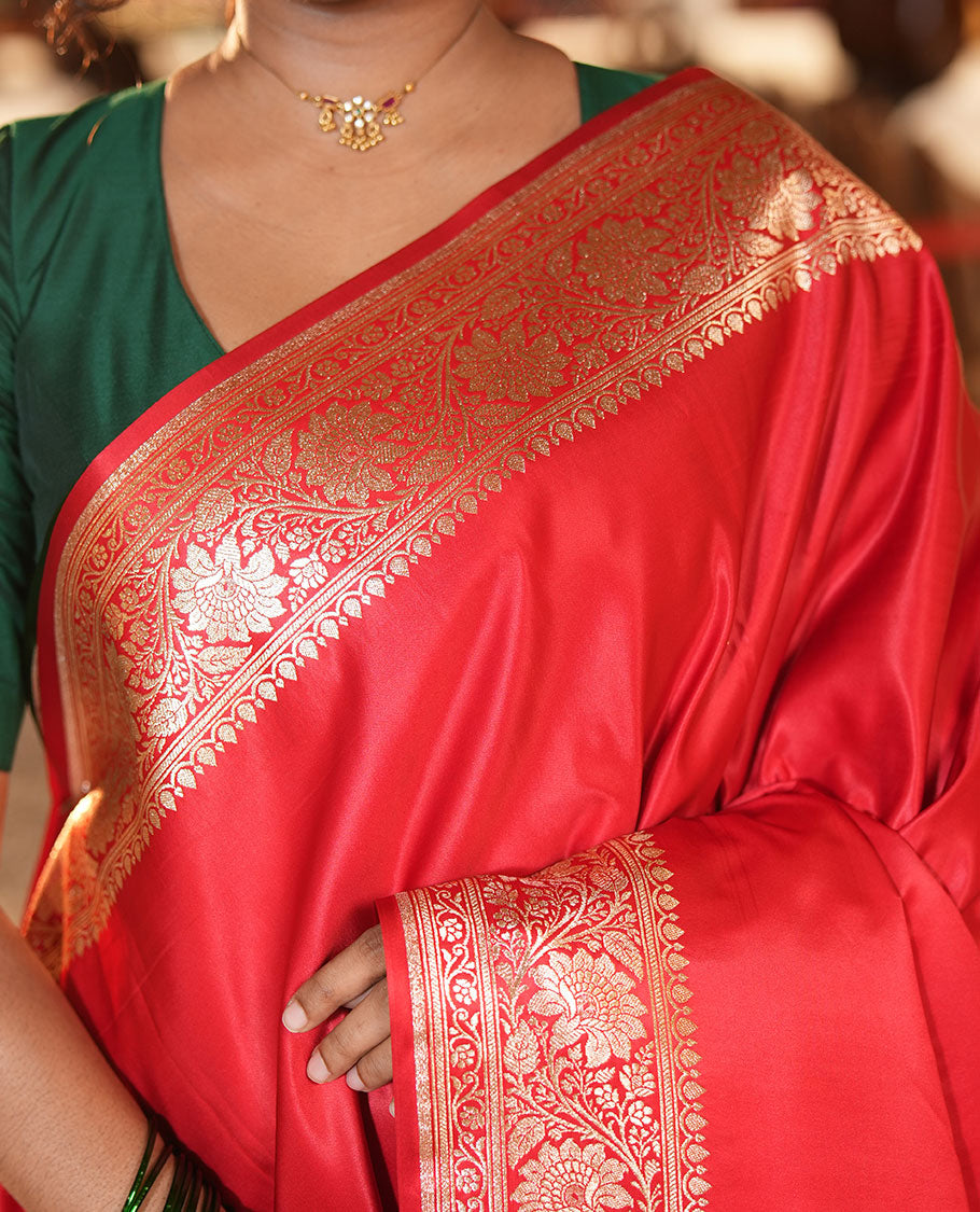 Red Plain Semi-Banarasi Saree, a Floral Creeper Border, Rich Pallu, Matching Blouse