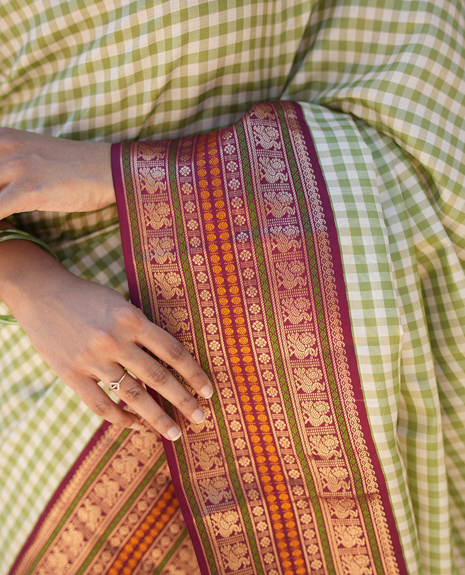 Green Kasa Kasa Kattam Vasundhara Silk Saree, Contrast Border, Contrast Blouse
