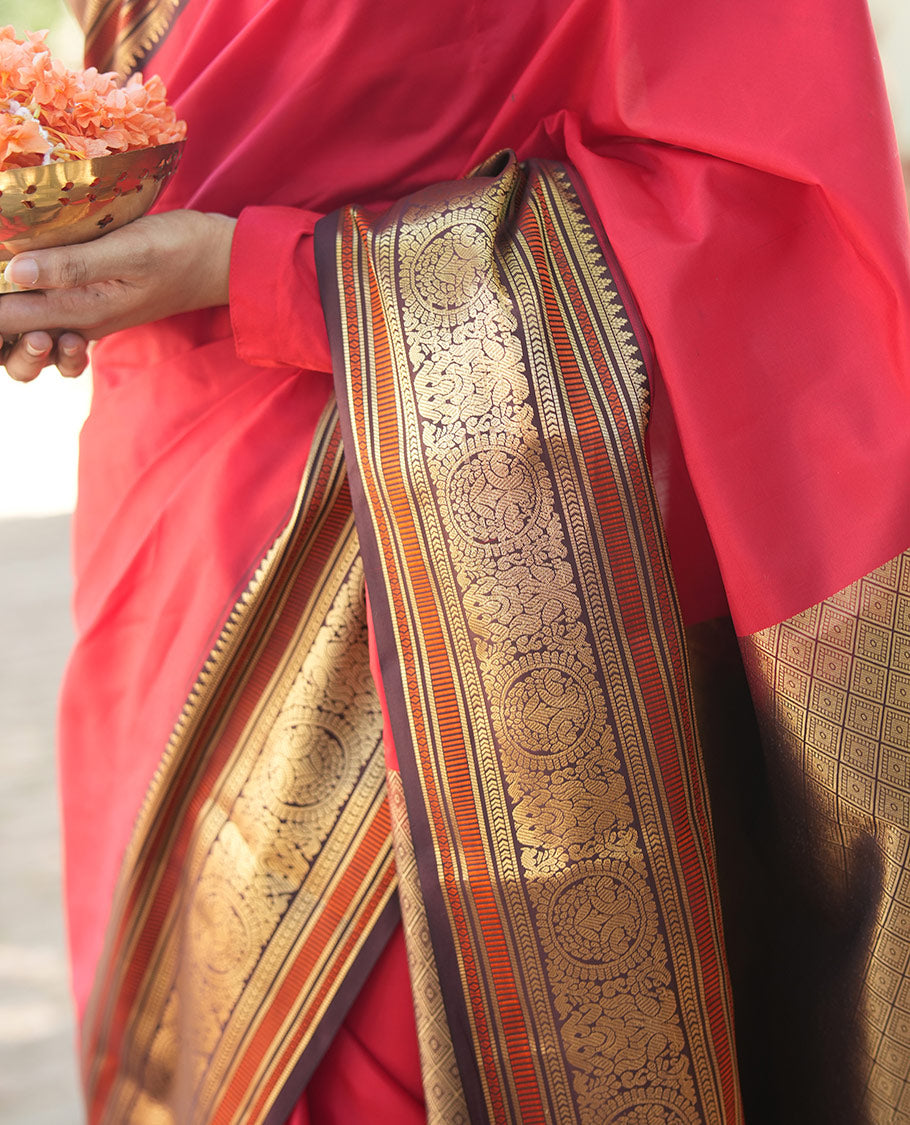 Red Plain Vasundhara Lite Silk Saree, Complemented by a Contrast Border of Banaras, Diamond, Muthu, Kathir, and Round Mayil Designs, Grand Jaal Pallu, and Paired with a Contrast Blouse