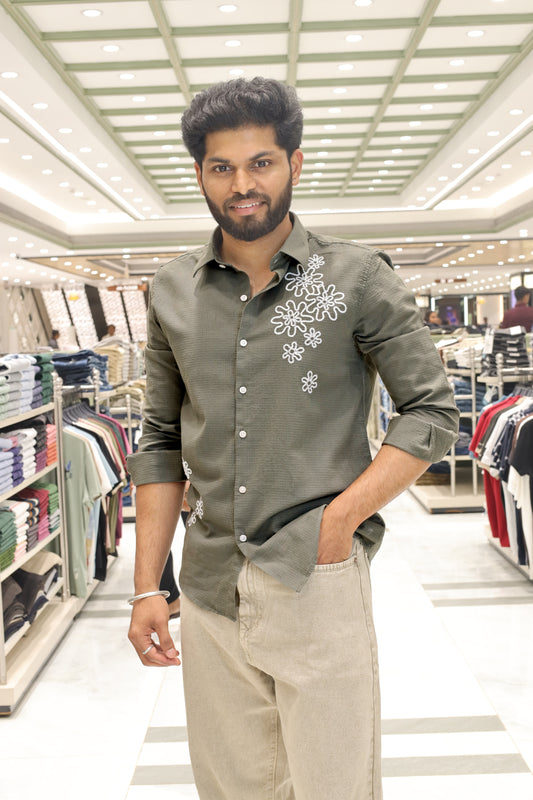 Green Cotton-Blended Casual Shirt, Subtly Sparkled with Flower Thread Outline Embroidery, Featuring a Spread Collar, Full Sleeves, Slim Fit, and Regular Length
