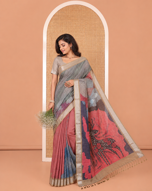 Grey Linen Cotton Saree, Finely Printed with Leheriya-Style Abstract Print on Its Body, Complemented by a Subtle Contrast Bavanji Border, Pallu Features Deer Motifs Print, and Paired with a Contrast Blouse