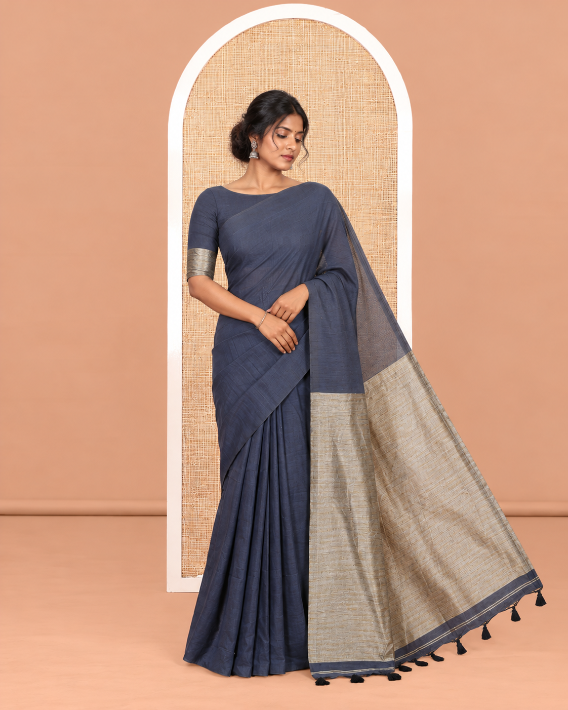 Borderless Grey Plain Khadi Cotton Saree, Jute Pallu, and No Blouse