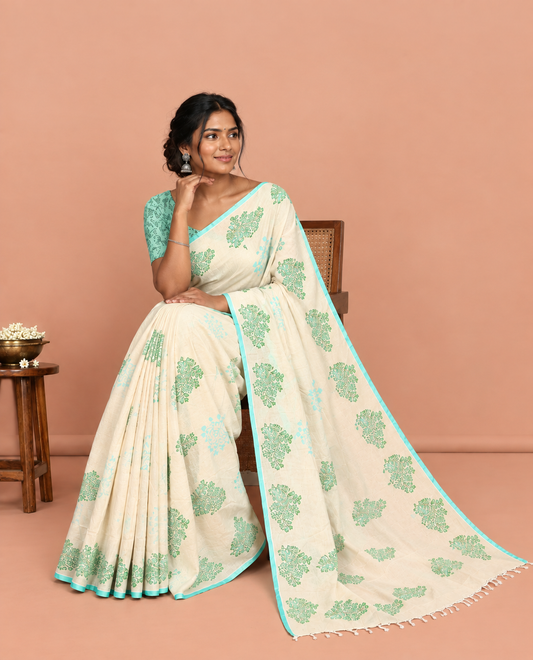 Borderless Cream South Cotton Saree, Floral Buttas Block Print, Comes with a Matching Blouse and a Contrast Blouse