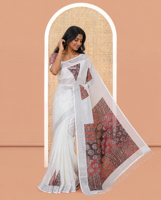 Cream Linen Cotton Saree, Finely Crafted with Triangle Motifs Print, a Zari Border, Printed Pallu, and a Contrast Blouse
