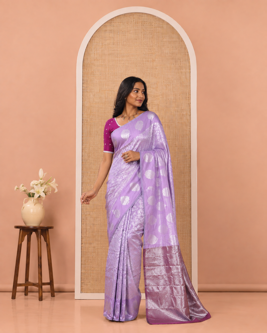 Lavender Art Kanchi Silk Saree Features Jacquard Design, a Zari-Motif Border, Contrast Intricate Pallu, and a Contrast Blouse
