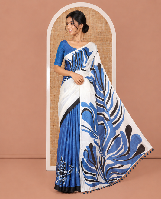 Borderless Cream and Blue Art Khadi Cotton Saree, Crafted with Batik Print-Style Vines Print on Its Body, Self-Pallu of Batik Print, and Paired with a Printed Blouse