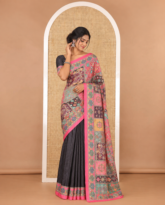 Black half-&-half style geometric print & mirror work masakali saree,self-border & pallu of print & mirror work,plain blouse