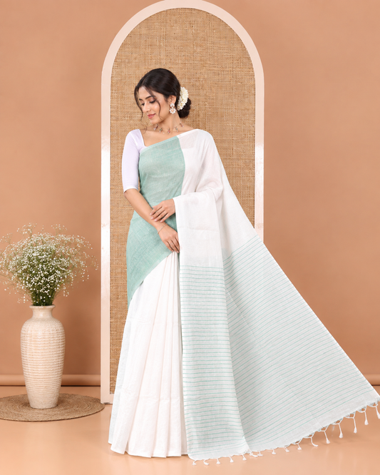 Borderless White and Green Plain Khadi Mul Cotton Saree, Self-Pallu Steeped with Stripes, and Paired with a Plain Blouse