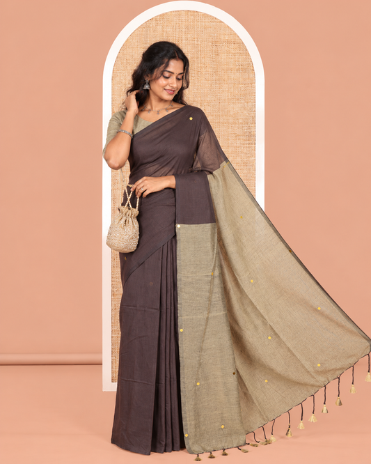 Borderless Brown-Light Chikku Khadi Cotton Saree