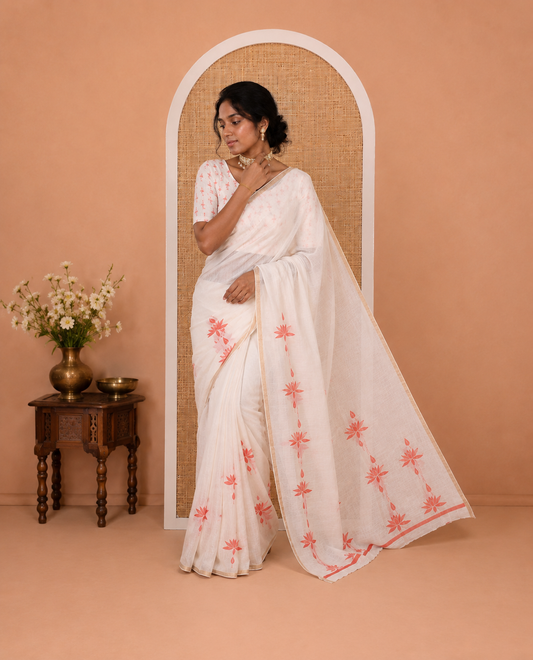 Cream Linen Cotton Saree, Entralled with Pichwai Lotus Motifs Print, Subtle Piping Border, Pallu Mirrors the Same Pichwai Lotus Print, and Paired with a Contrast Pichwai Lotus Printed Blouse