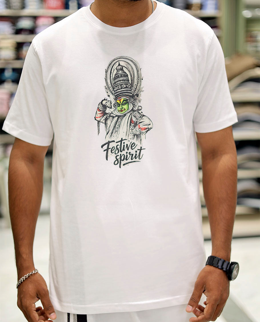 White Cotton-Blended T-Shirt Features Kerala-Themed Kathakali Print, Half-Sleeves, a Round Neck, a Slim Fit, and a Regular Length
