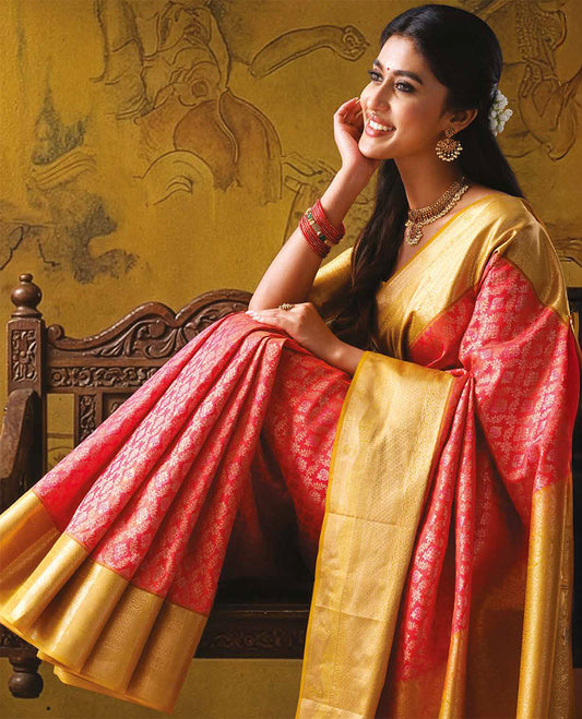 Dazzling red jacquard kanchipuram wedding silk saree, contrast traditional zari design border, and intricate pallu